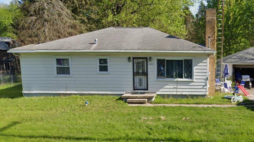 House for rent at 19403 Auten Rd, South Bend, IN 46637