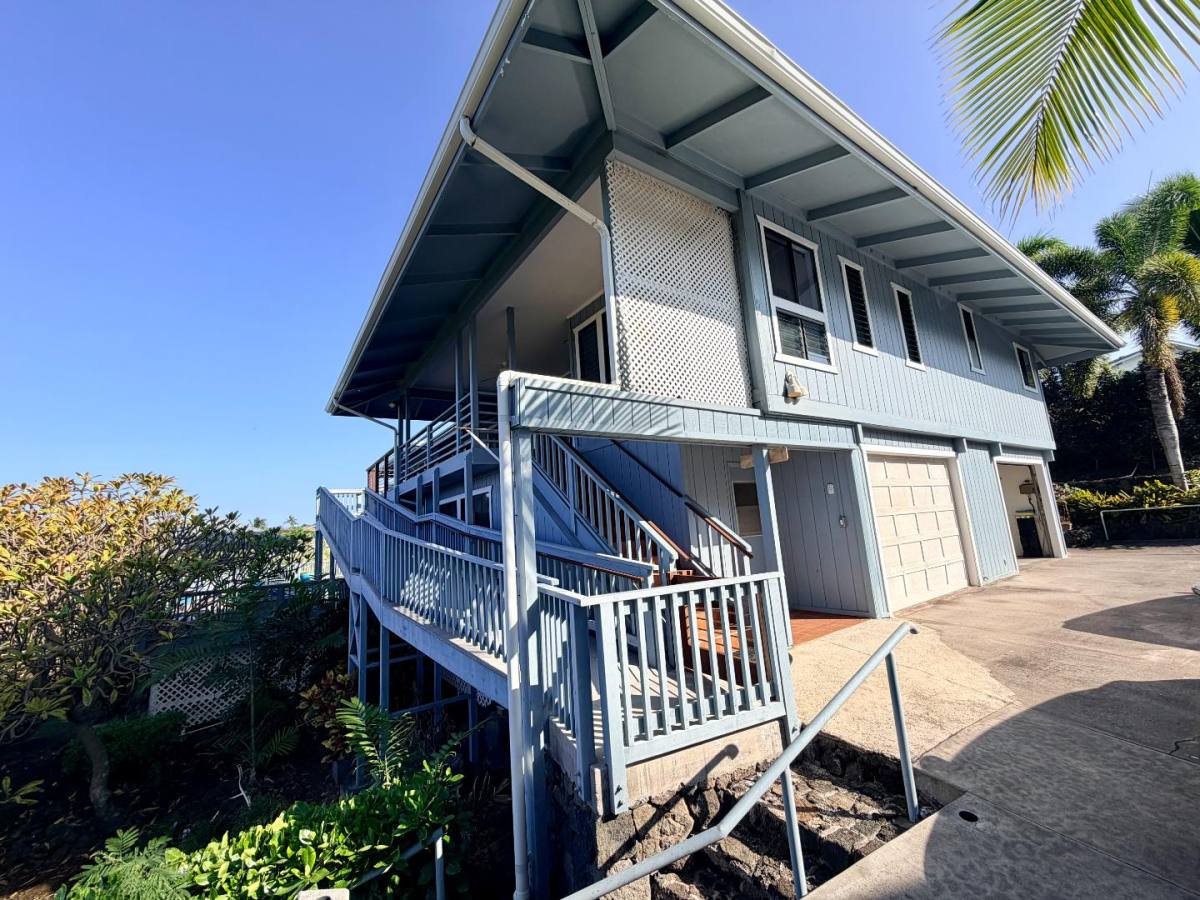 Apartment for rent at 77-6344 Halawai Place, Main House, Kailua Kona, HI 96740