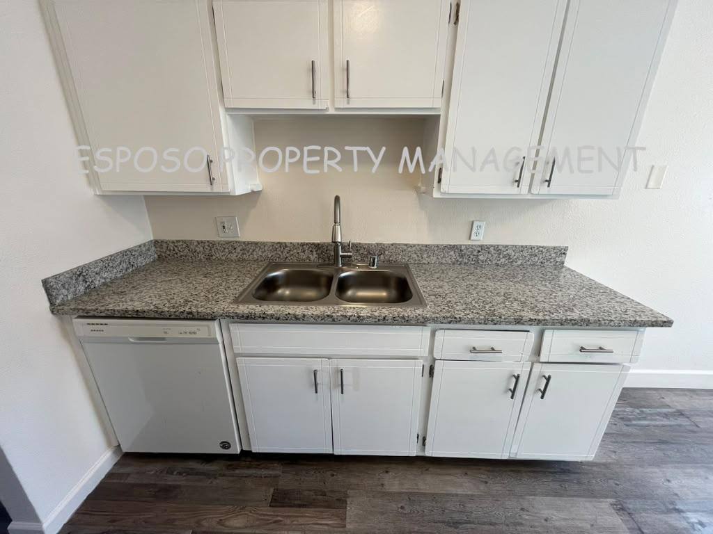 5157-5171 E Hedges Ave #5157-202, Fresno, CA 93727 - Apartment for Rent - Image 16