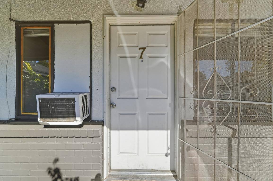 139 W 18th St #5, Merced, CA 95340 - Apartment for Rent - Image 2