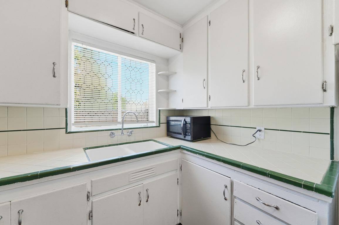 139 W 18th St #5, Merced, CA 95340 - Apartment for Rent - Image 8