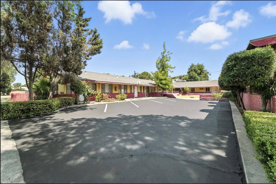 139 W 18th St #5, Merced, CA 95340 - Apartment for Rent