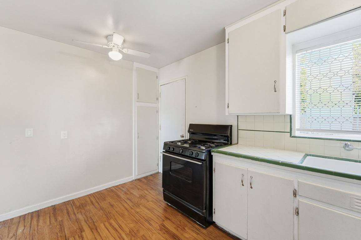 139 W 18th St #5, Merced, CA 95340 - Apartment for Rent - Image 9