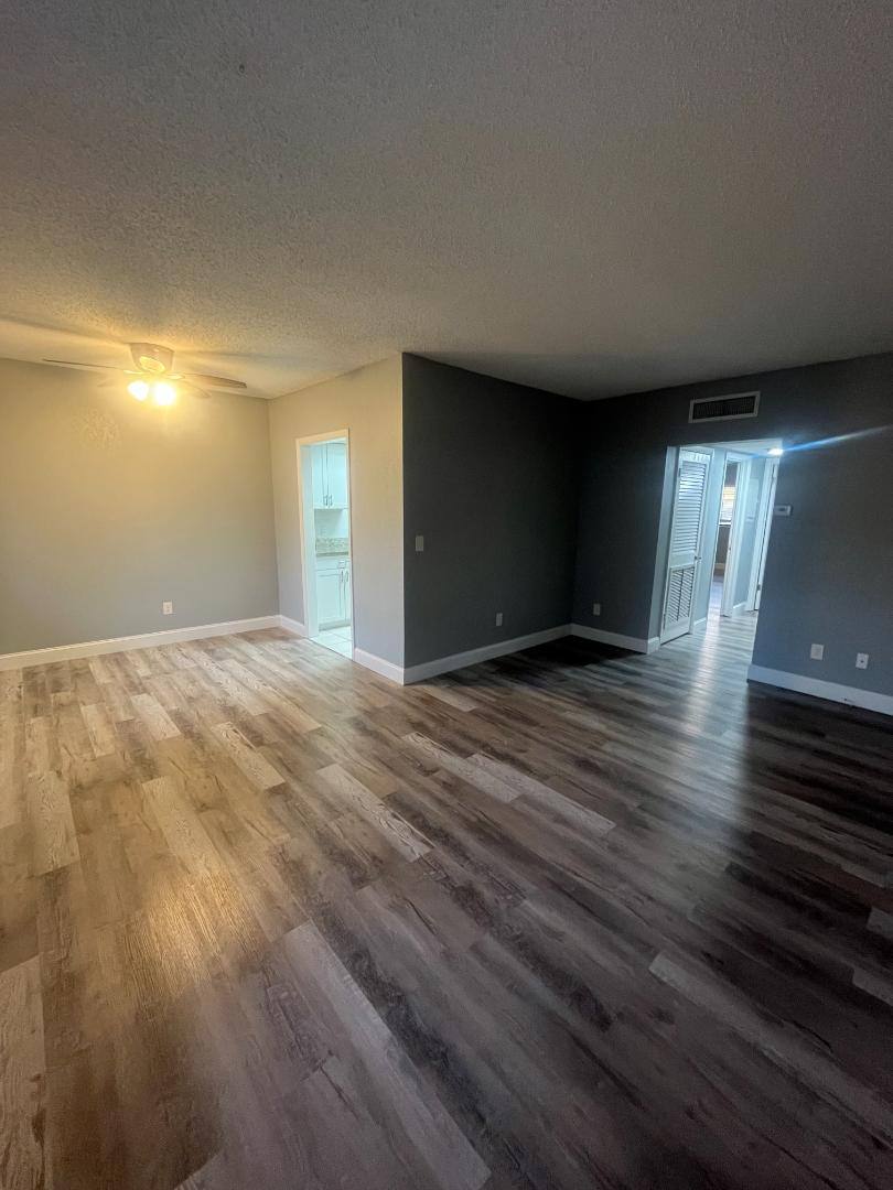 600 N Grove St #10, Eustis, FL 32726 - Apartment for Rent - Image 4