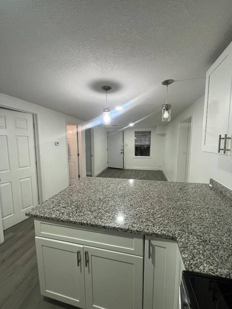 805 N Eustis St #B, Eustis, FL 32726 - Apartment for Rent - Image 7