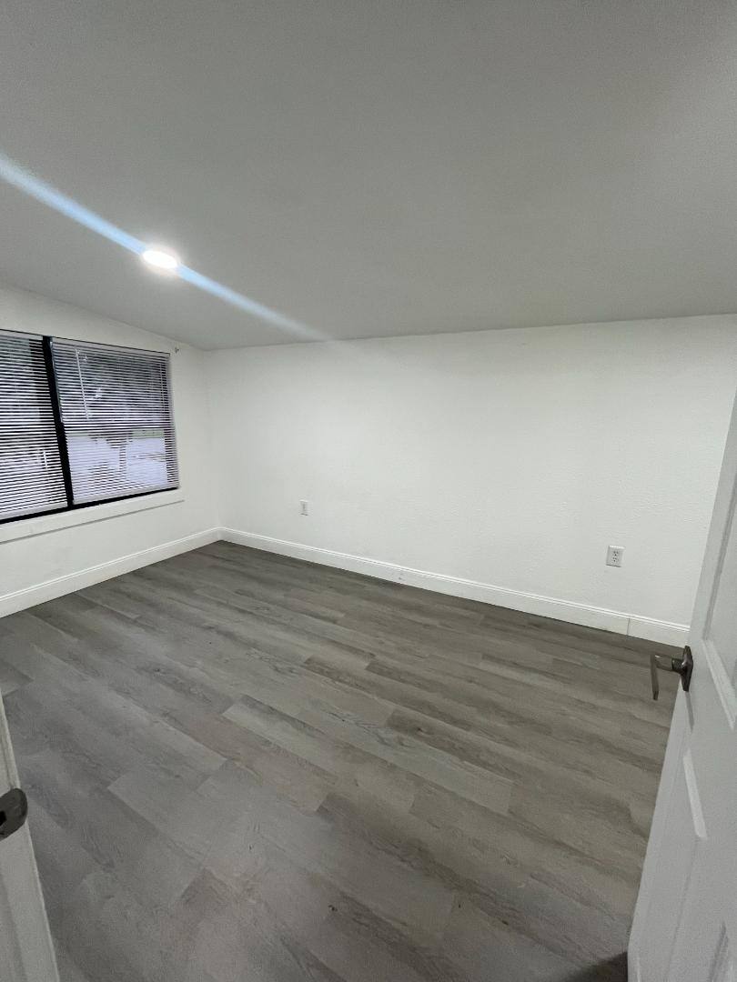 805 N Eustis St #B, Eustis, FL 32726 - Apartment for Rent - Image 11