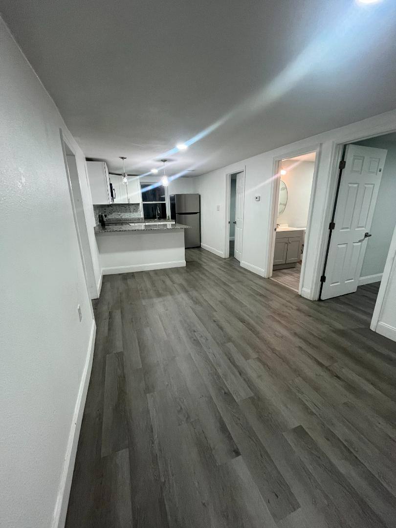 805 N Eustis St #B, Eustis, FL 32726 - Apartment for Rent - Image 6