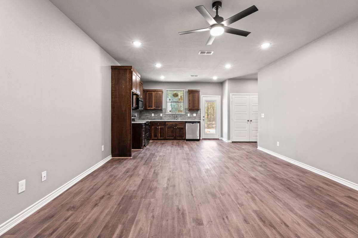 19904 County Rd 4118 #3, Lindale, TX 75771 - Apartment for Rent - Image 3