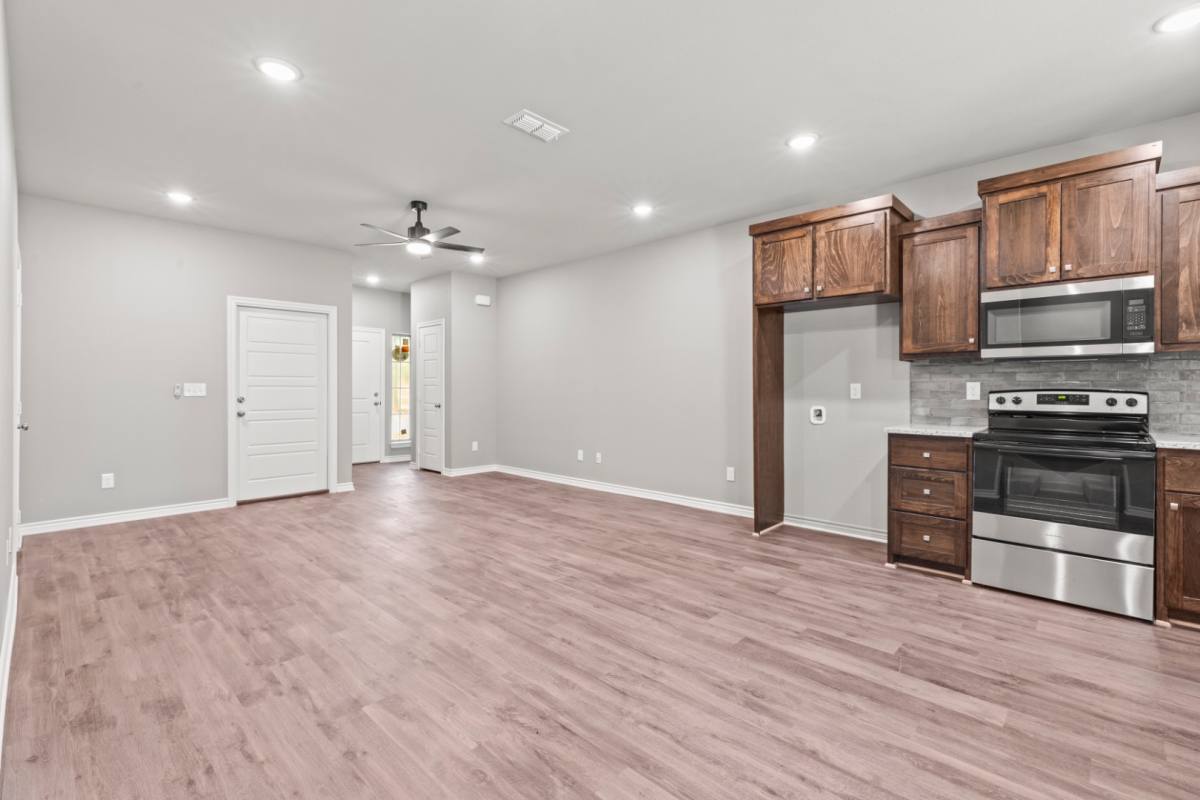 19904 County Rd 4118 #3, Lindale, TX 75771 - Apartment for Rent - Image 8