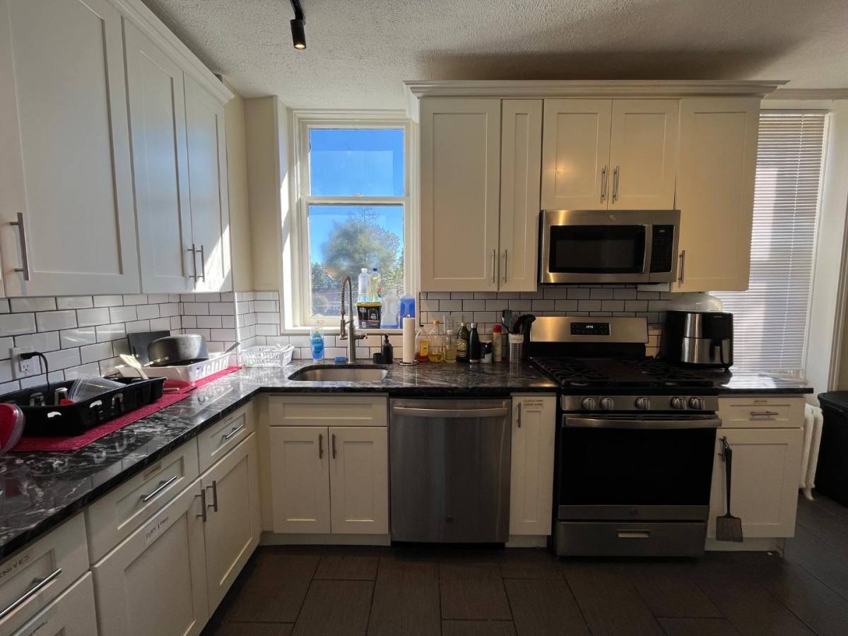 Apartment for rent at 6707 Penn Ave, Pittsburgh, PA 15208