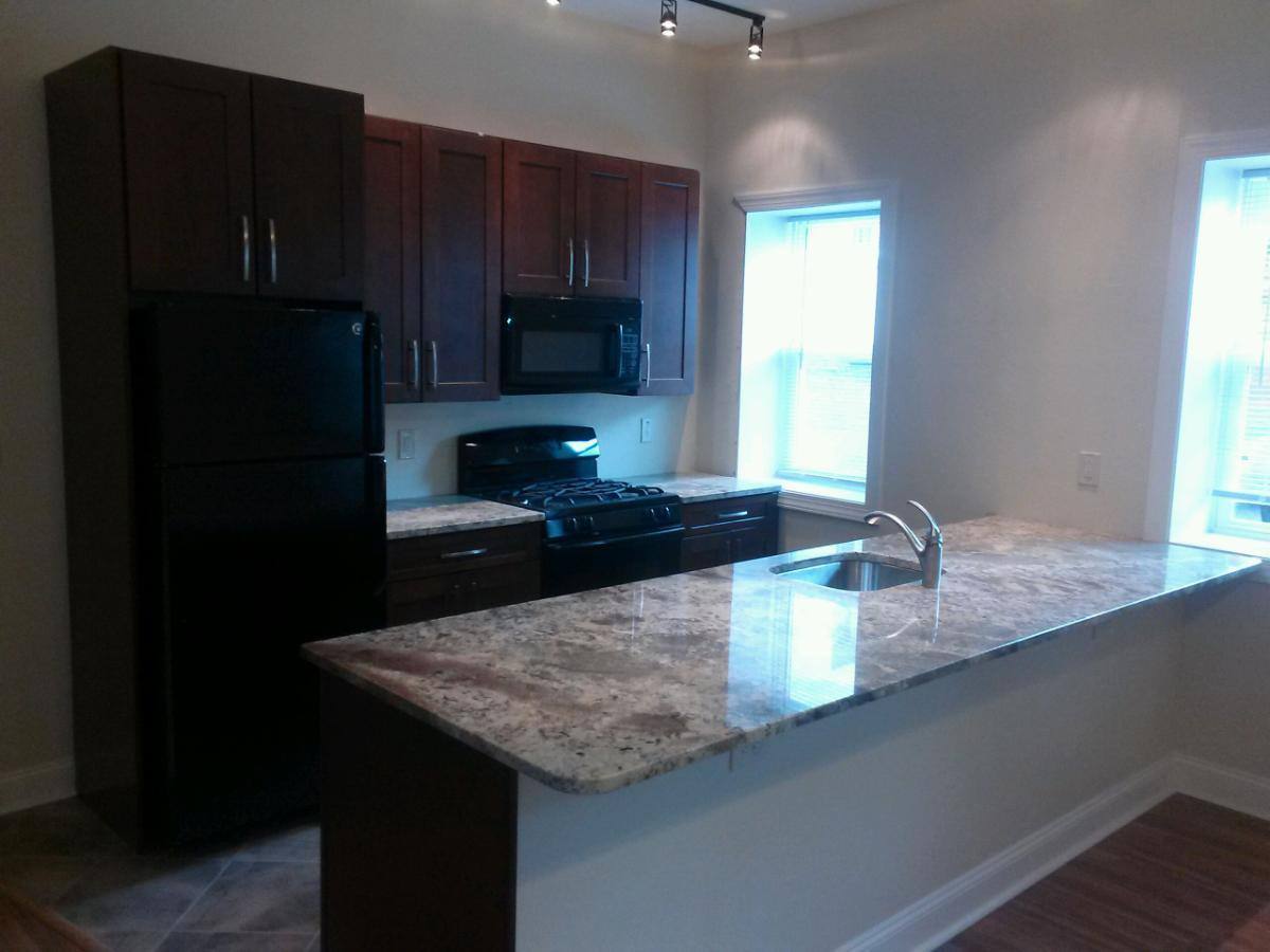 Apartment for rent at 3223 Kennett Square #2, Pittsburgh, PA 15213