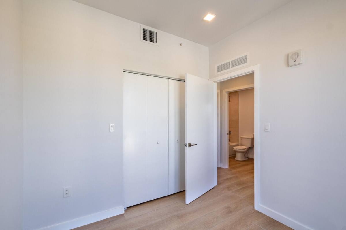 1376 SW 4th St #407, Miami, FL 33135 - Townhouse for Rent - Image 18