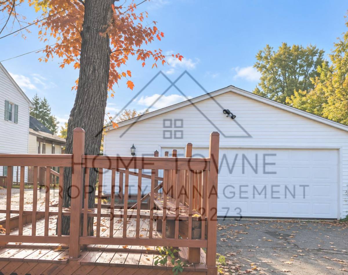 House for rent at 4200 Brighton Dr, Lansing, MI 48911