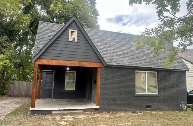 1224 S Columbia Ave, Tulsa, OK 74104 - House for Rent - Image 1