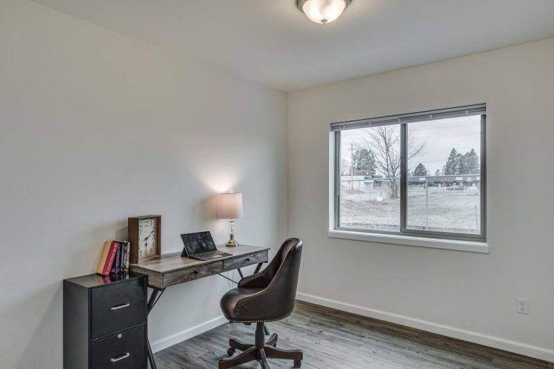 12403 E 3rd Ave in Spokane Valley, WA | 3 Beds 2 Baths 1,186 sqft ...