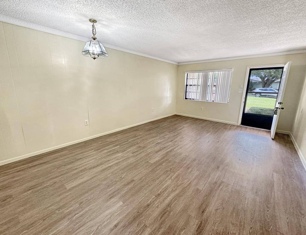 26 Kristin Lane, Eustis, FL 32726 - House for Rent - Image 3