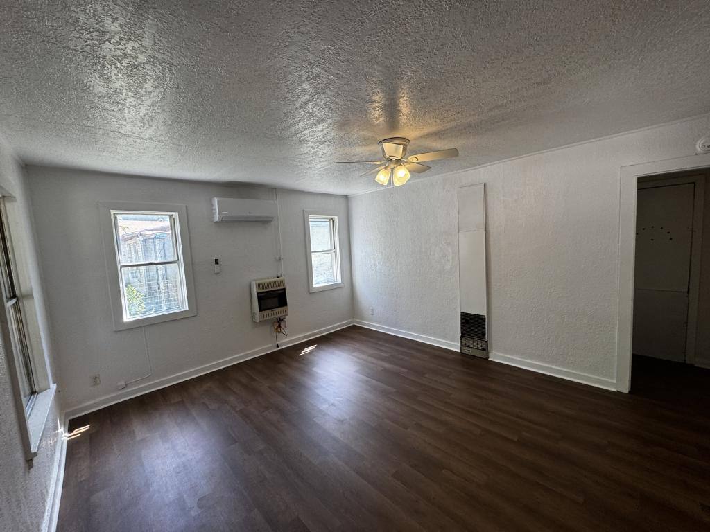 2313 B St NE, Miami, OK 74354 - House for Rent - Image 2