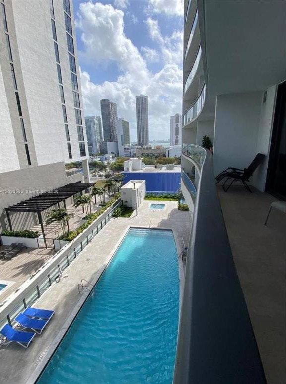 1600 NE 1st Ave, Miami, FL 33132 - Apartment for Rent - Image 2
