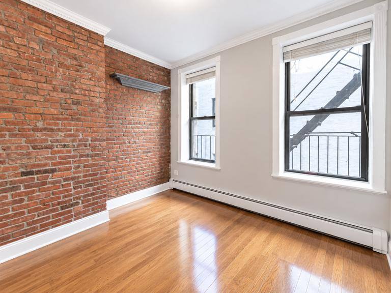 42 Ave B, New York, NY 10009 - Apartment for Rent - Image 2