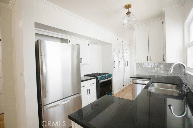 90 18th St, Hermosa Beach, CA 90254 - House for Rent - Image 8