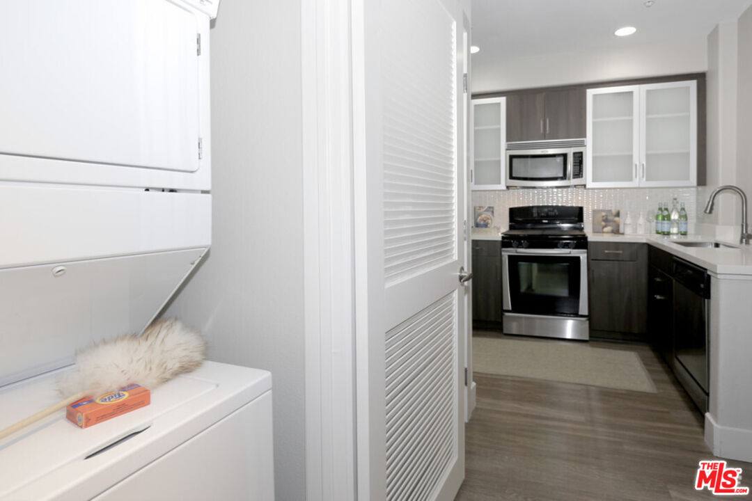 1040 Glendon Ave #2133, Los Angeles, CA 90024 - Apartment for Rent