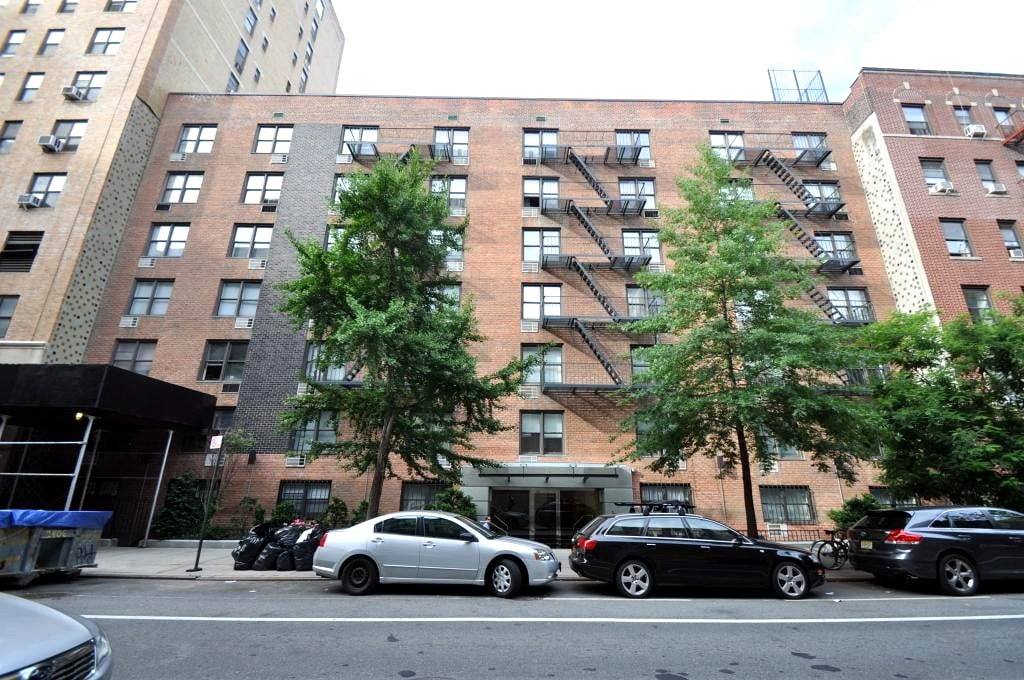 151 W 16th St, New York, NY 10011 - Apartment for Rent - Image 7