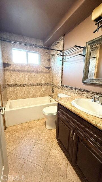 446 W Stocker St, Glendale, CA 91202 - Townhouse for Rent - Image 5
