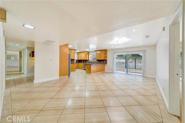 4144 Sepulveda Lane, Sherman Oaks, CA 91403 - House for Rent - Image 5