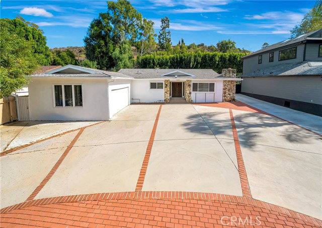4144 Sepulveda Lane, Sherman Oaks, CA 91403 - House for Rent - Image 3