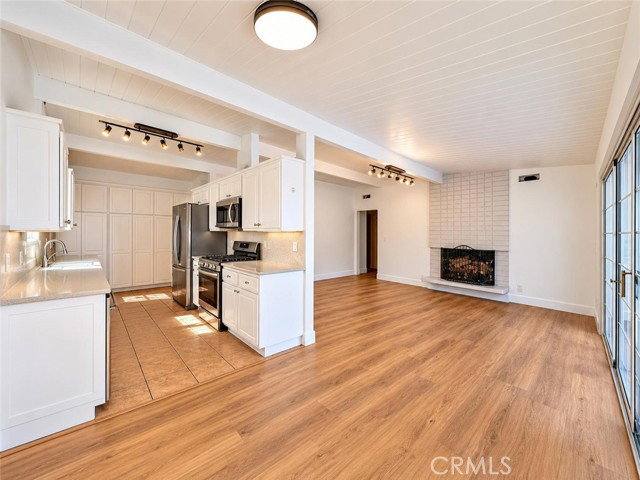 6830 Sylvia Ave, Reseda, CA 91335 - House for Rent - Image 8