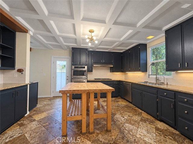 7006 Zelzah Ave, Reseda, CA 91335 - House for Rent - Image 6