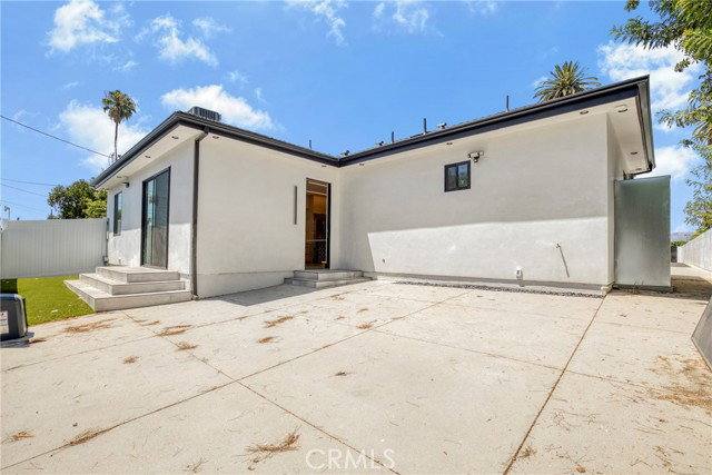 20520 Sherman Way, Winnetka, CA 91306 - House for Rent - Image 3