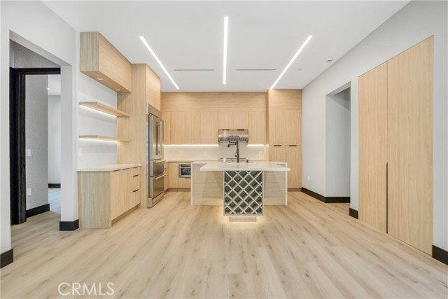 20520 Sherman Way, Winnetka, CA 91306 - House for Rent - Image 2