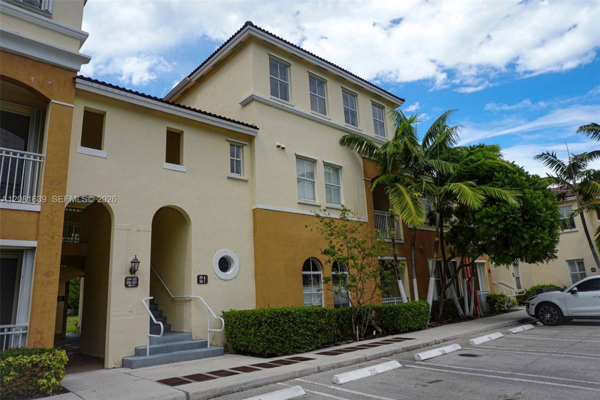 Condo for rent at 10242 NW 7th St #204, Miami, FL 33172