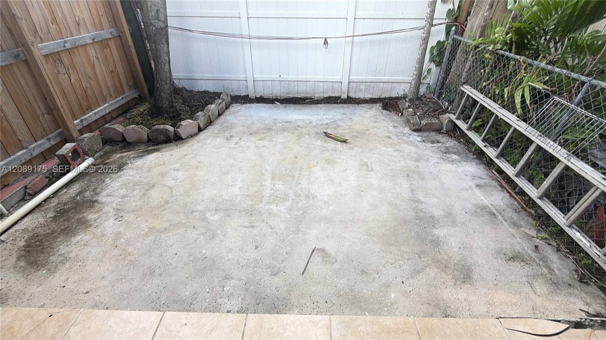 10962 SW 4th St, Miami, FL 33174 - Apartment for Rent - Image 7