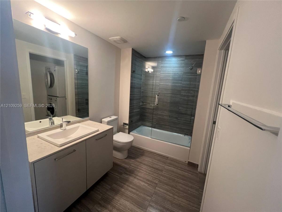 1010 Brickell Ave, Miami, FL 33131 - Condo for Rent - Image 10