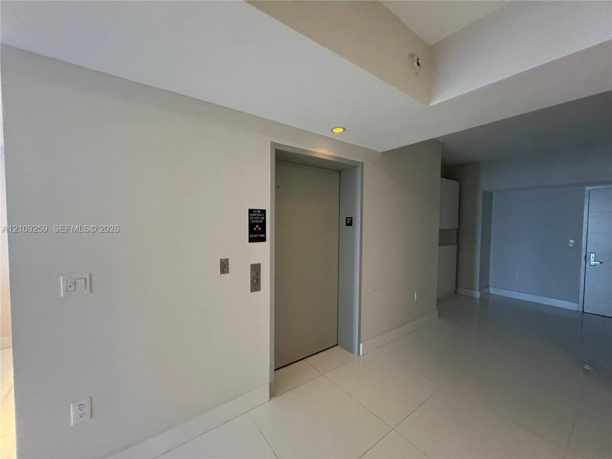 1010 Brickell Ave, Miami, FL 33131 - Condo for Rent - Image 8