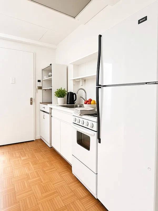 408 8th Ave #203, New York, NY 10001 - Apartment for Rent - Image 4