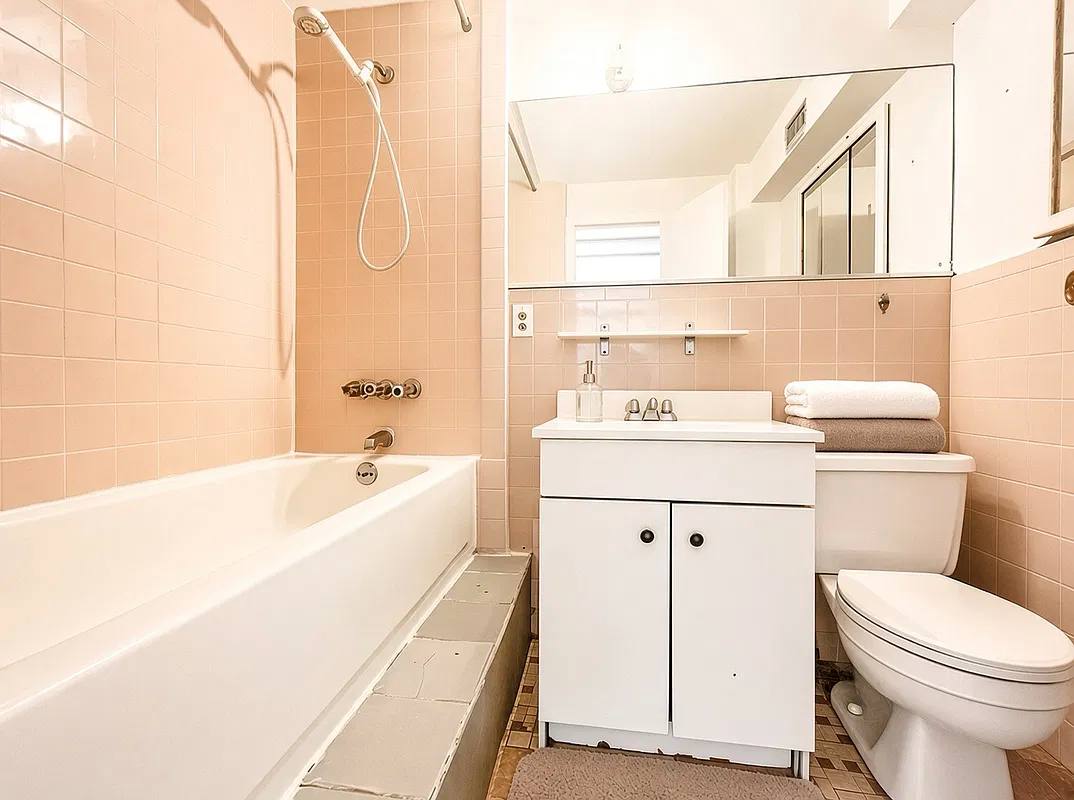 408 8th Ave #203, New York, NY 10001 - Apartment for Rent - Image 2