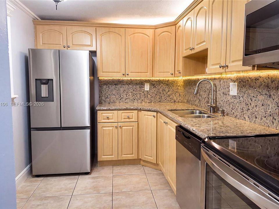 Condo for rent at 8660 SW 133rd Ave Rd #424, Miami, FL 33183