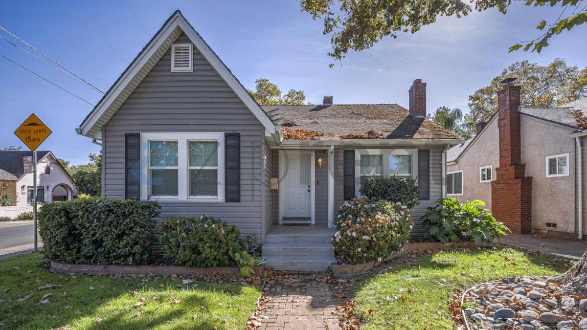 3574 D St, Sacramento, CA 95816 - House for Rent - Image 1