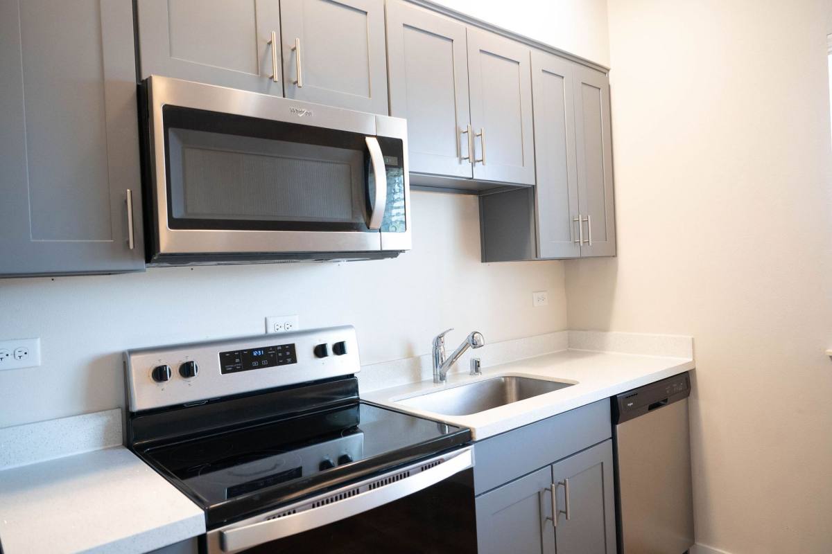 3715 E McKinley Ave #W-203, Tacoma, WA 98404 - Apartment for Rent - Image 2