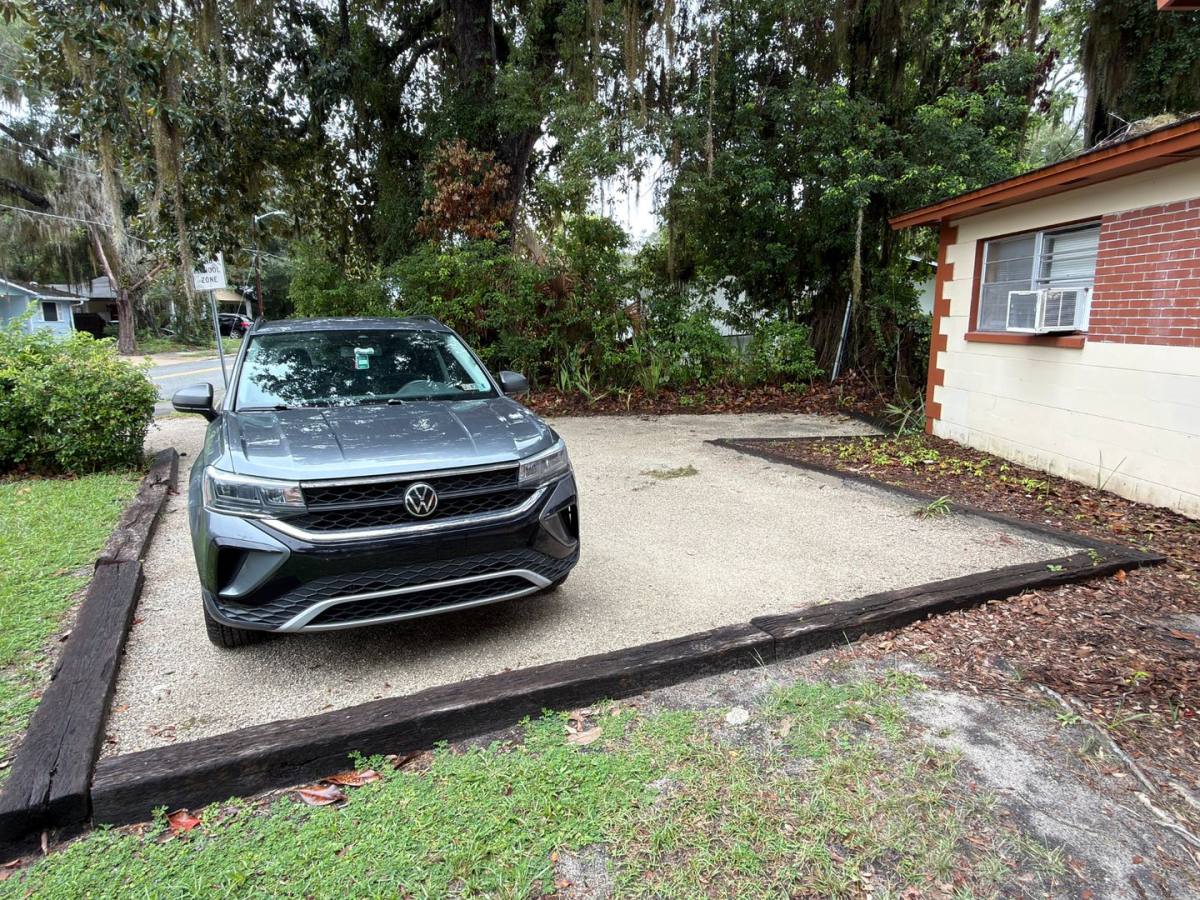 929 NW 7th Ave, Gainesville, FL 32601 - House for Rent - Image 3