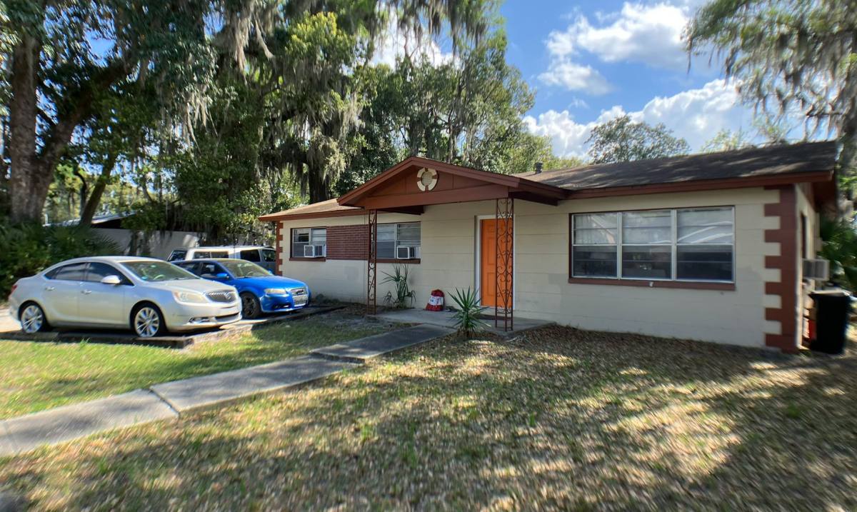 929 NW 7th Ave, Gainesville, FL 32601 - House for Rent - Image 1