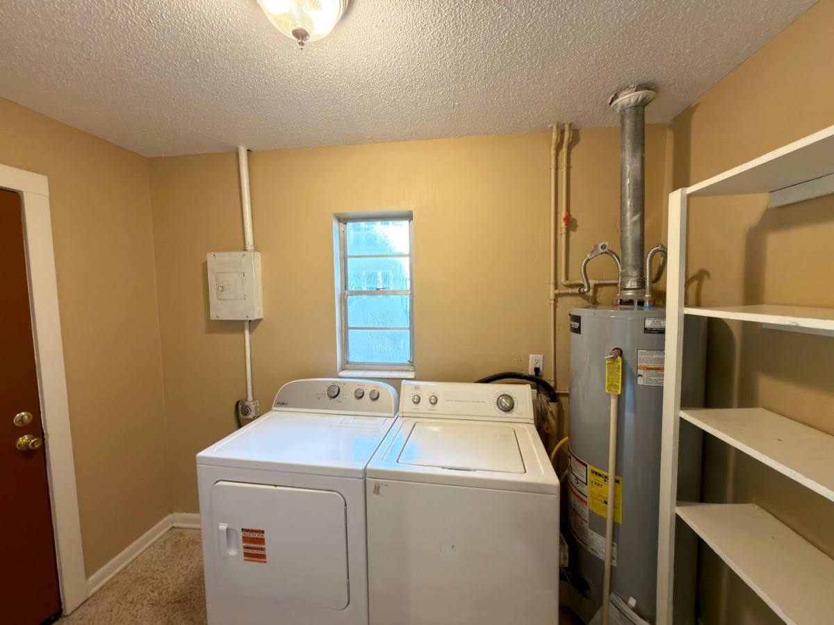 929 NW 7th Ave, Gainesville, FL 32601 - House for Rent - Image 8