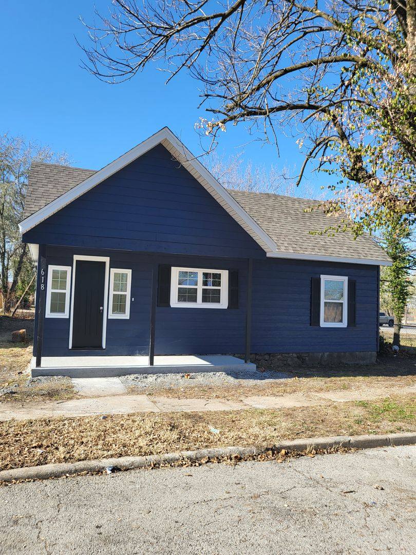 House for rent at 618 N Webb, Webb City, MO 64870