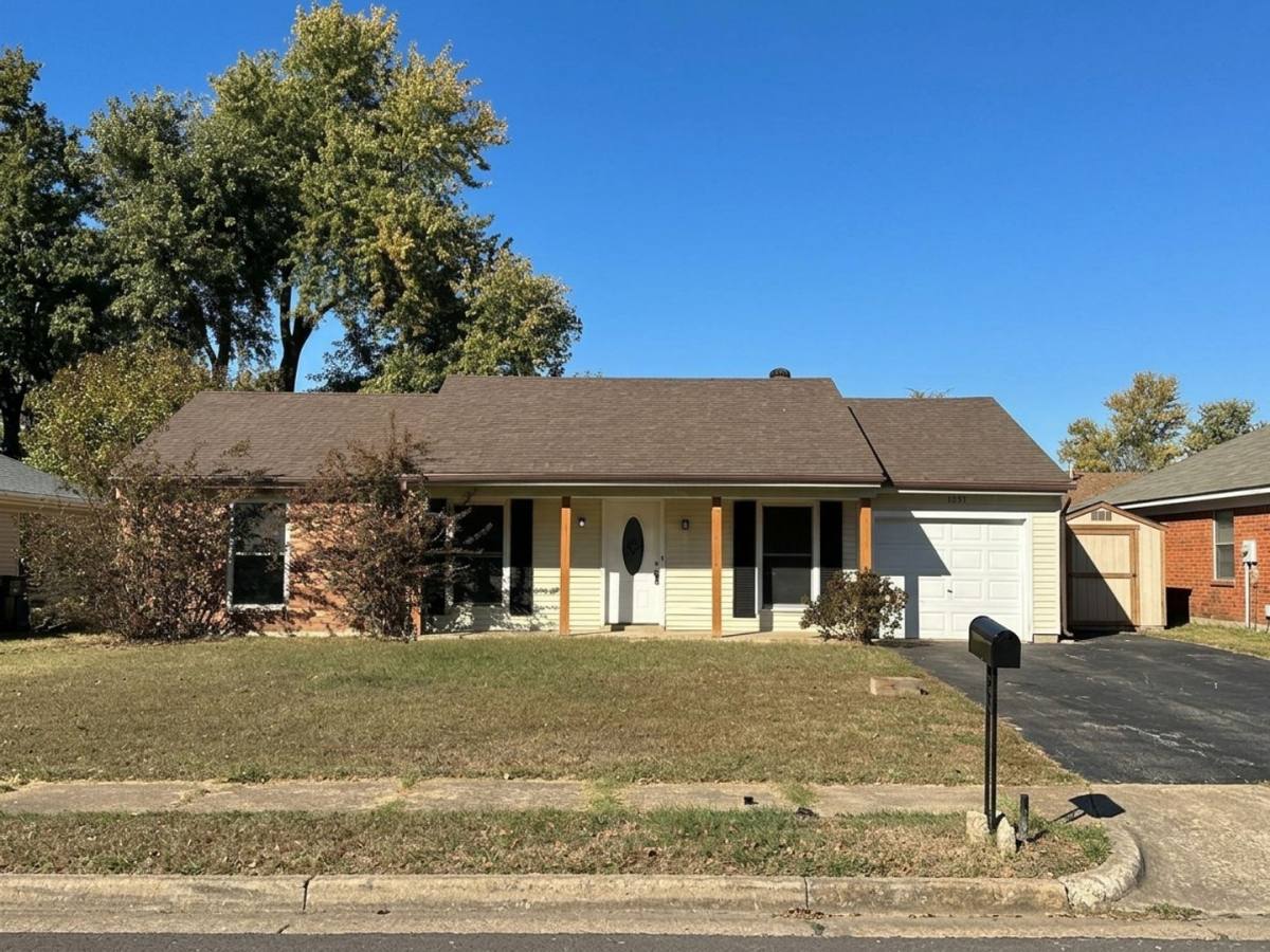 House for rent at 6294 Martinwest Dr, Millington, TN 38053