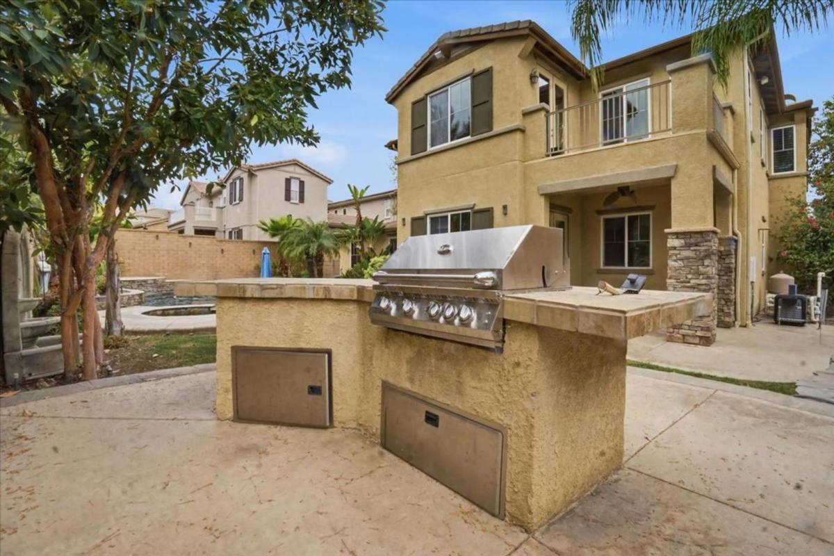 8651 Edelweiss Dr, Corona, CA 92883 - House for Rent - Image 9