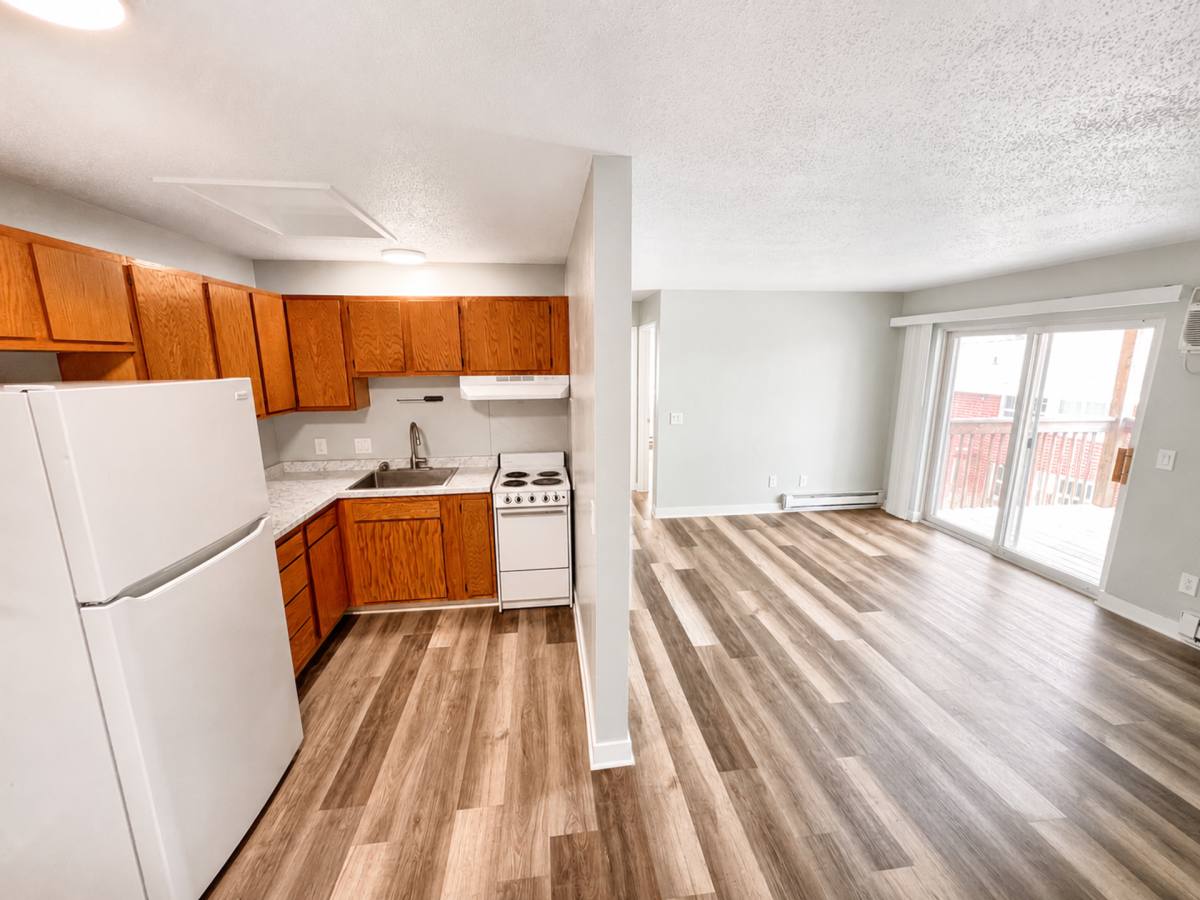 Apartment for rent at Woodland Meadows, 3315 E 15th St, Des Moines, IA 50316