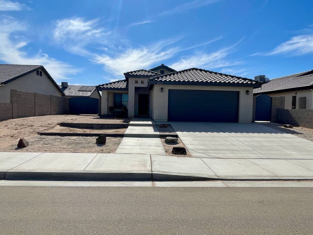 House for rent at 8565 E 41st Place, Yuma, AZ 85365